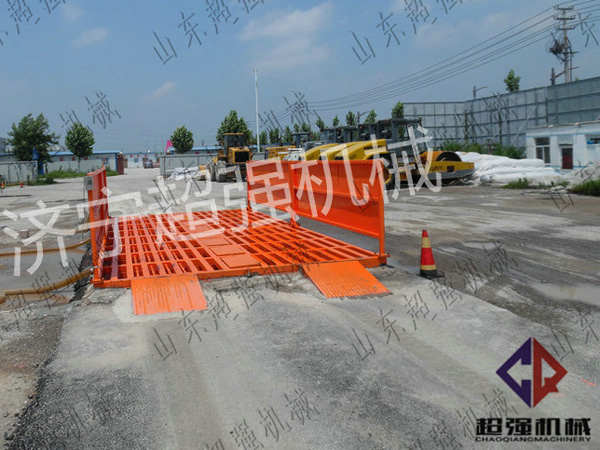 中鐵十七（qī）局濟徐高速項目4×8米免（miǎn）基礎型